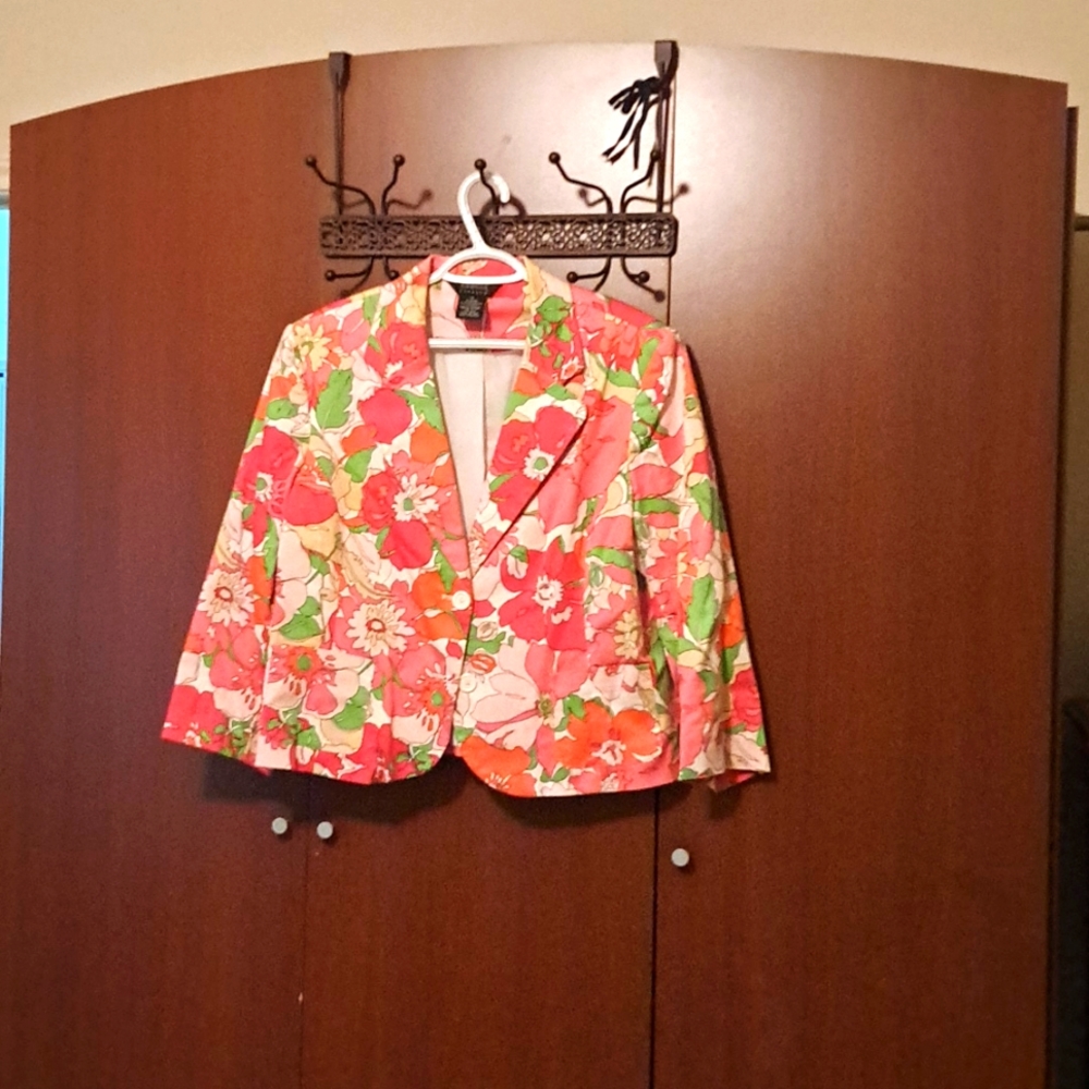 Size 18 George floral jacket